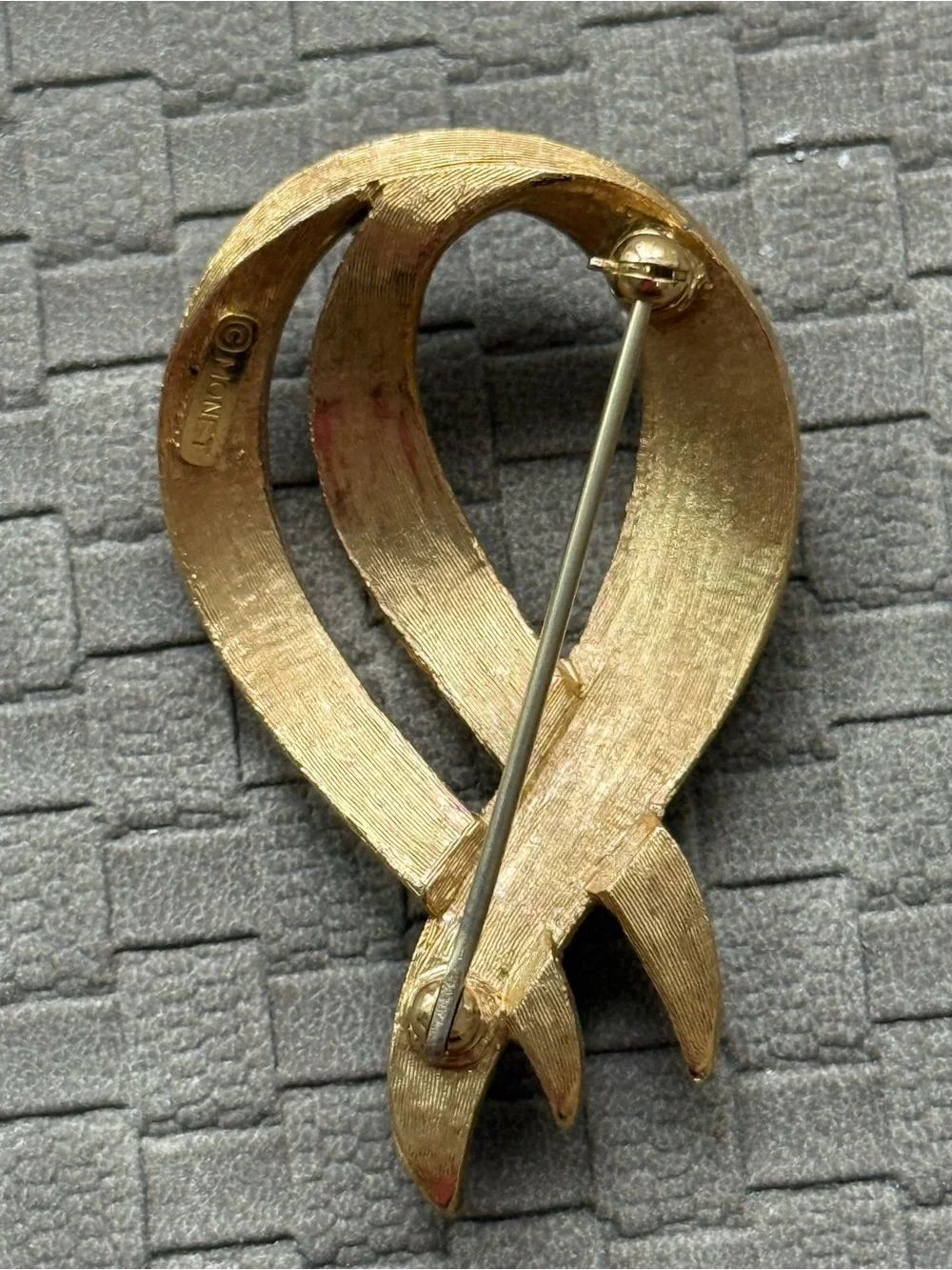 Monet Vintage Gold Ribbon Loop Brooch